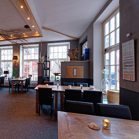 Restaurant Haus Hamburg Hotel Leer Ngoại thất bức ảnh